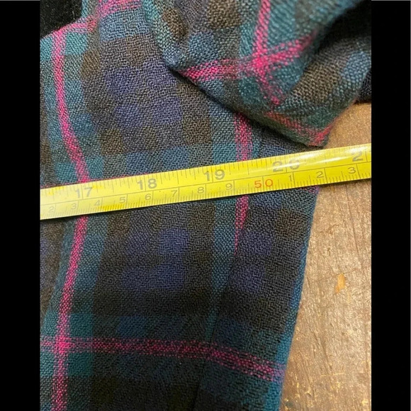 Vintage Doncaster 100% Wool Plaid Blazer - Picture 9 of 10